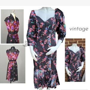 True‎ 70's Vintage New floral dress S/M  NEW
